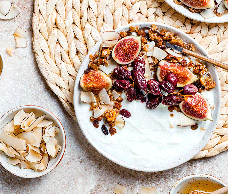 Snack Mix with Yogurt & Figs Recipe Curves